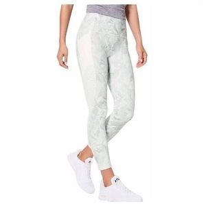 Lululemon Breezy Dot Tight